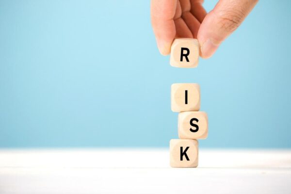 株に投資する3つのリスク